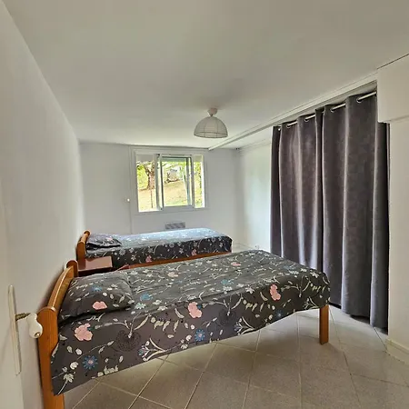 Lumineux Et Calme En Rez-de-jardin Apartment Castanet-Tolosan